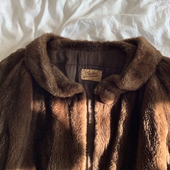 Vintage brown fur coat - Picture 6 of 8